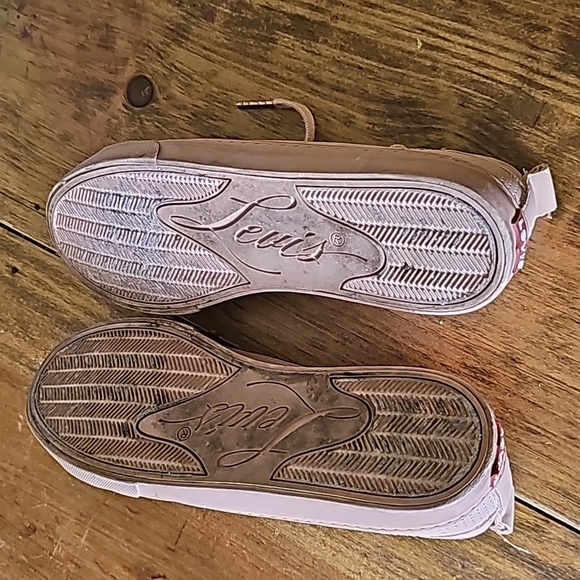 Women Pink Levi's shoes - Picture 4 of 5